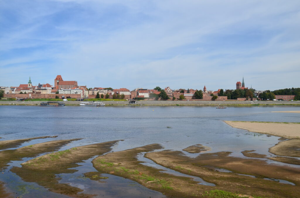 Toruń, vista panoramica dalla sponda opposta del fiume Vistola